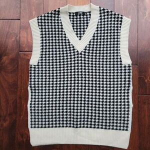 GOBI Mongolian Cashmere Houndstooth V Neck Sweater Vest S/M